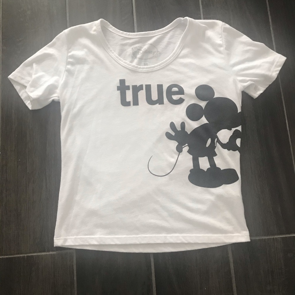 ❤️🖤 Disney crop tee